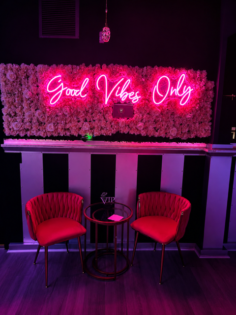 Cove 1606 Bar & Grille